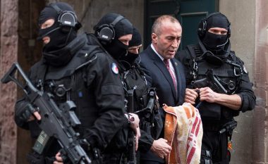 Studentët me peticion për Haradinajn
