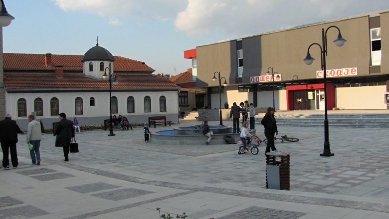 Ambasadorët Zhbogar dhe Timonier vizitojnë Berovën