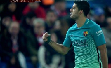 Barça kalon në epërsi ndaj Atleticos me golin e bukur të Suarez (Video)