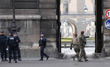 Sulmi te muzeu i Louvre, dyshohet të jetë terrorist