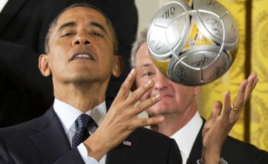 Obama ndjek vetëm një klub evropian në Twitter dhe tashmë ata e ftojnë presidentin të jetë mysafir i nderit (Foto/Video)