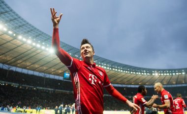 Bayerni shkatërron Hamburgun e Mërgim Mavrajt (Video)