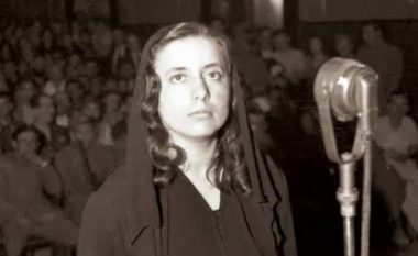 Historia e frikshme e Enver Hoxhës me Musine Kokalarin
