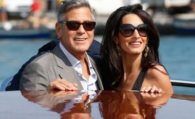 Çifti Clooney dhuron një milion dollar për luftën kundër urrejtjes