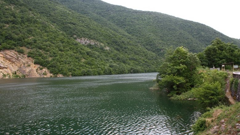 Shqyrtohet mundësia e marrjes së koncesionit të ”Tashma 2011” për akumulacionin Glloboçica në Strugë