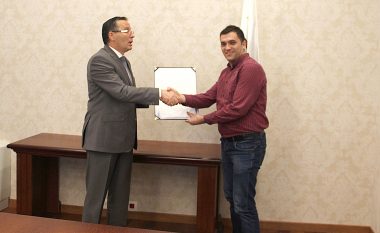 Lulzim Ahmeti i Telegrafit fiton çmim nga BQK-ja