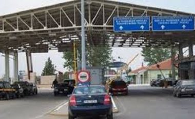 Në kalimin kufitar Dojran për hyrje dhe dalje nga Maqedonia ka pritje deri një orë