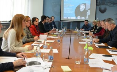 Fillojnë trajnimet nga CEF për zyrtarët publik të Kosovës