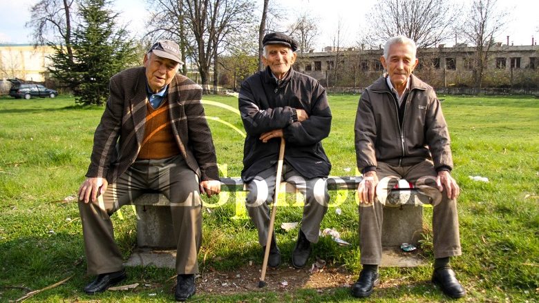 Analizohet gjendja gjithëpërfshirëse e ligjit për pagesën e pensioneve në Maqedoni