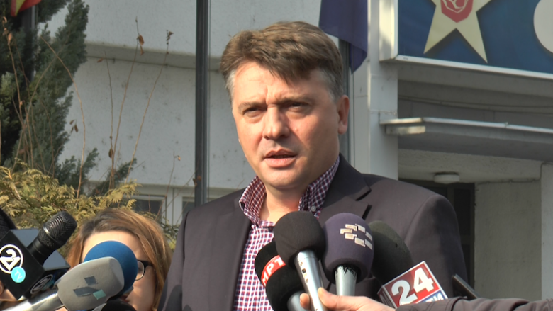 Shilegov: Ministri i OBRM-PDUKM-së u takua me kongresmenin që “ndanë” Maqedoninë