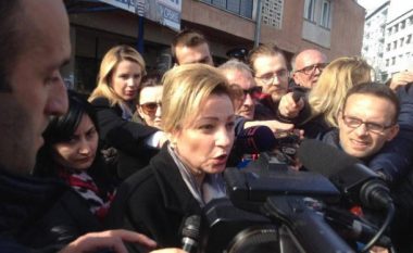 Apostolova: Nuk do të ketë më mure në Mitrovicë