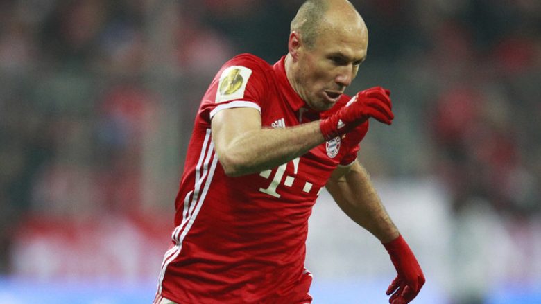 Robben me një gol tipik në stilin e tij (Video)