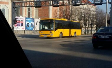 ”Autobusi i ri urban, probleme me rrjedhje të naftës”