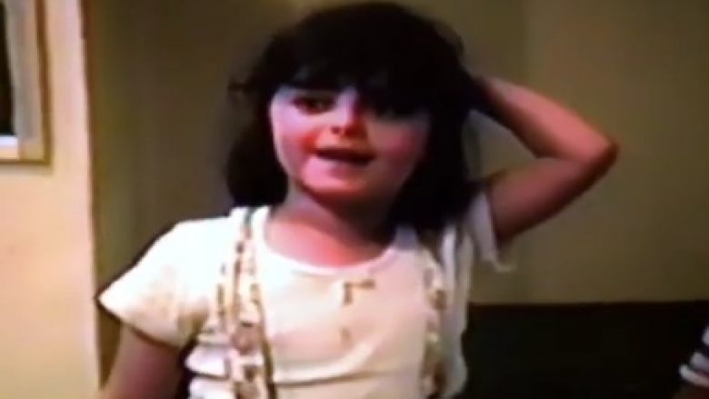 Bebe Rexha publikon një xhirim duke kënduar në vitin 1995 (Video)