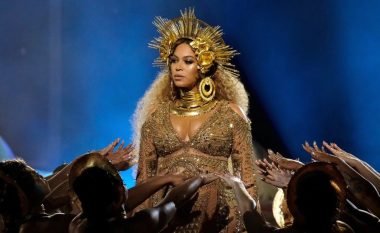 Beyonce nuk performon në Coachella