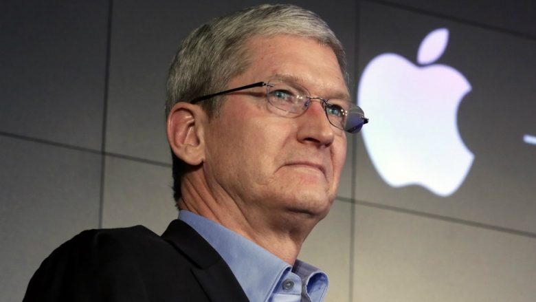 CEO i kompanisë Apple, për maninë për klikime dhe lajmet e rrejshme: Truri i njerëzve po shkatërrohet!