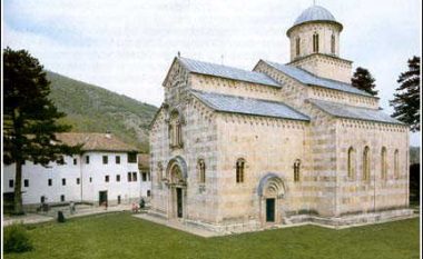 Imeraj: Serbët falsifikuan shkrimet për Manastirin e Deçanit (Dokumente)
