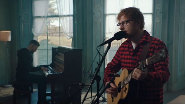 Ed Sheeran dhe Rihanna këngëtarët më të dëgjuar për vitin 2017 në Spotify