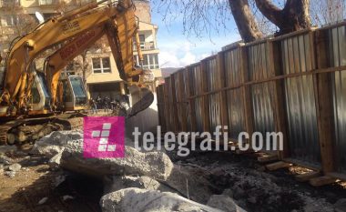 Mediat serbe: Rrëzohet muri, së shpejti konstruksioni i ri
