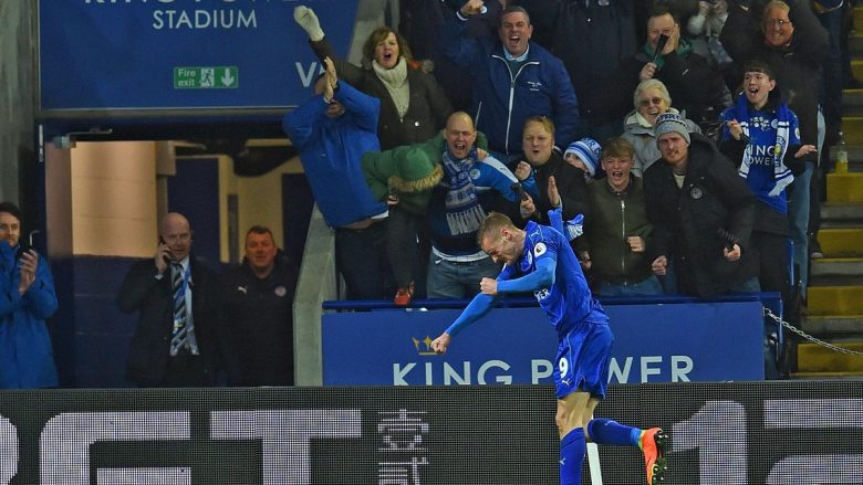 Leicesteri shokon Liverpoolin, Vardy shënon golin e tretë (Video)