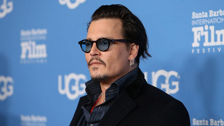 Johnny Depp me borxhe “deri në fyt”