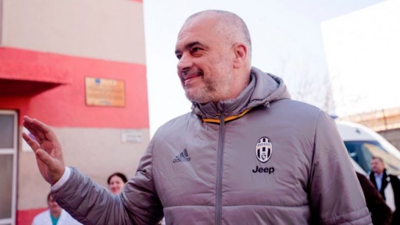 Edi Rama i kundërpërgjigjet tifozit që i shau Juventusin (Foto)