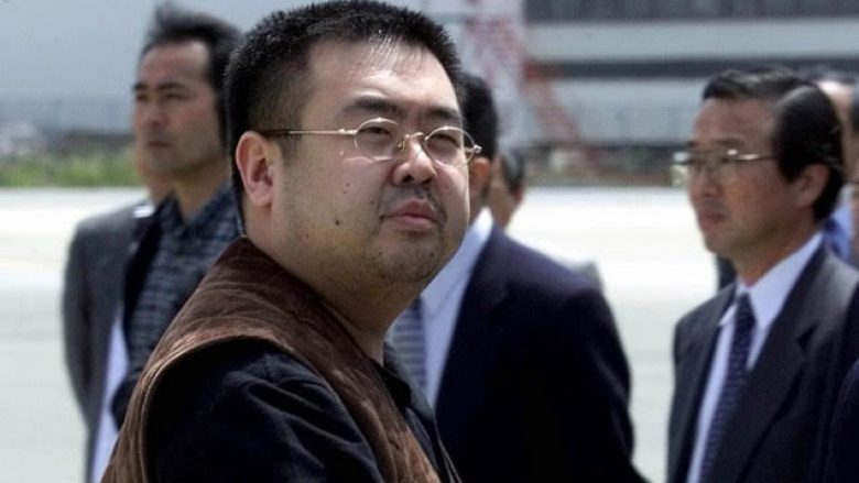 Vdekja e Kim Jong-nam, autopsia thotë se nuk ka ndonjë shenjë të shpimit nga gjilpëra