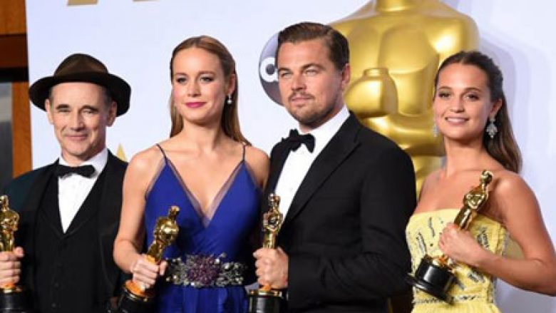 Zbulohen prezantuesit e parë të “Academy Awards”