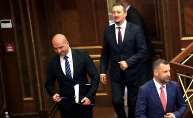 Lista serbe kthehet në Kuvend për të mos i humbur mandatet