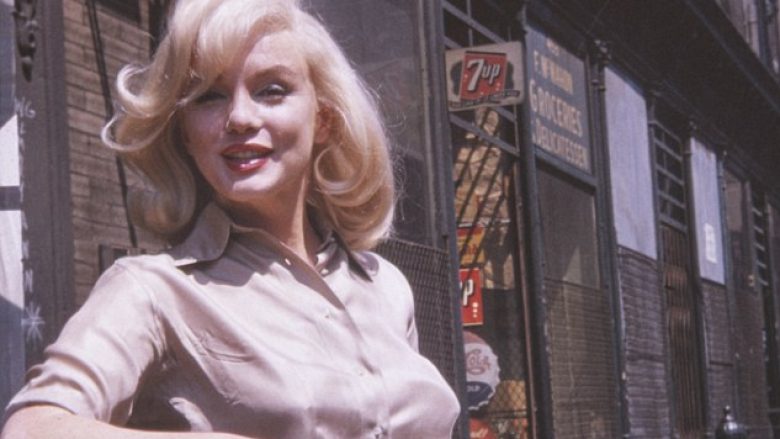 Zbulohen imazhet e papublikuara të Marilyn Monroe kur ajo ishte shtatzënë (Foto)