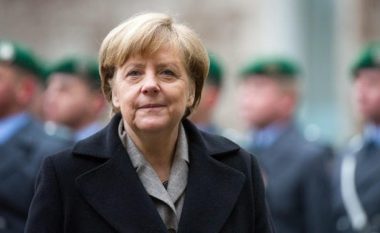 Merkel, edhe zyrtarisht kandidate për kancelare të konservatorëve