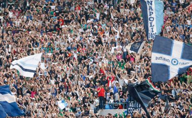 Mbi 10 mijë tifozë të Napolit në Madrid, shqetësime për incidente
