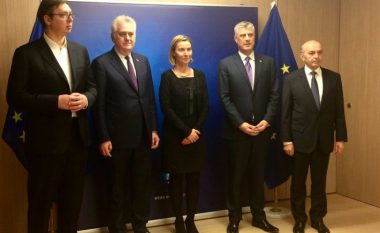 Në Bruksel nis takimi i krerëve shtetëror të Kosovës dhe Serbisë