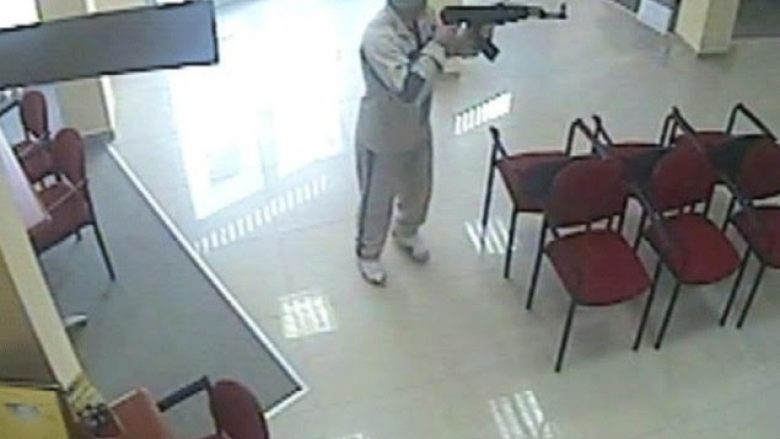 Policia tregon sa para u grabitën në filialin e NLB Bankës në Prishtinë
