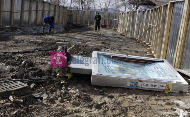 Punëtorët serbë marrin paratë për ndërtimin e “murit të ri”! (Foto)