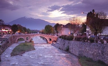 Prefektët e Shqipërisë vizitojnë Prizrenin