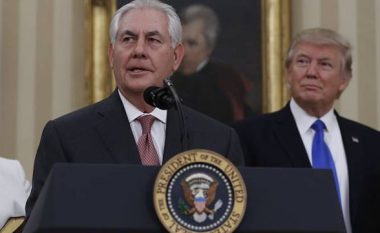 Departamenti i Shtetit hedh poshtë zërat për shkarkimin e Tillersonit