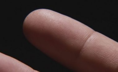 Kudo gishtat lënë shenja dhe ky xhirim e shpjegon më së miri këtë (Video)