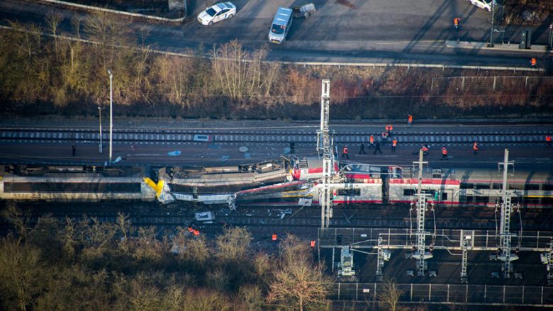 Përplasen dy trena në Luksemburg, një i vdekur (Foto/Video)