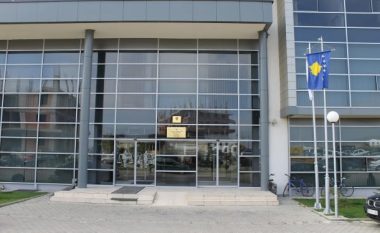Lirohen nga akuza zyrtarët e Spitalit të Gjilanit
