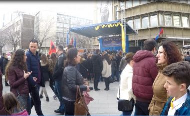 Mitrovicasit festojnë ndryshe nëntë vjetorin e Pavarësisë