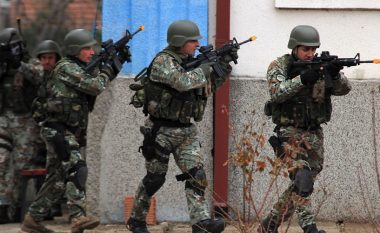Forcat e sigurisë të Maqedonisë janë të gatshme për sulmet terroriste (Video)