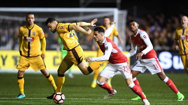 Sutton United 0-2 Arsenal: Notat e lojtarëve, Mustafi dhe Xhaka me paraqitje solide (Foto)