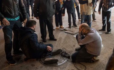 “Për Maqedoni të bashkuar” dënojnë sulmin ndaj gazetarëve, kërkojnë të kapen dhunuesit