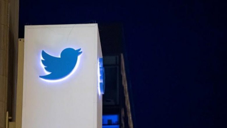 Twitter pa paralajmërim mund ta bëjë profilin tuaj të padukshëm