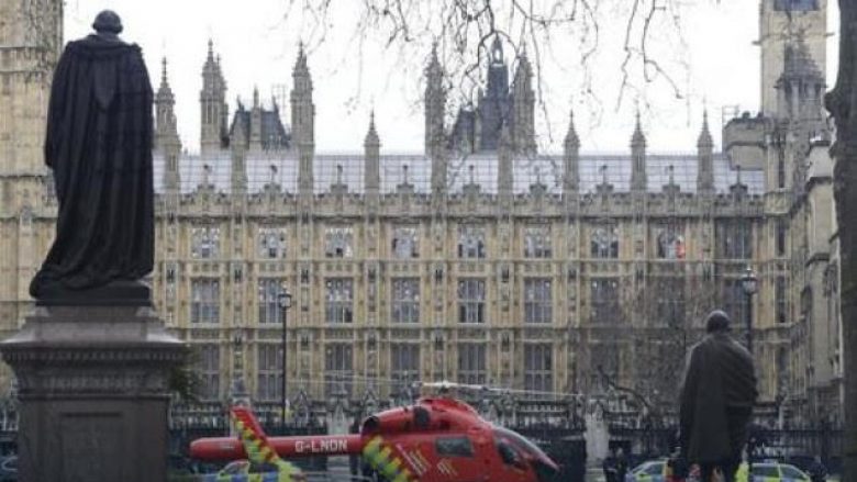 Pas sulmit në Londër një grua nxirret e gjallë nga Temza