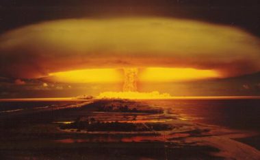 Publikohen pamjet e shpërthimeve të armëve bërthamore në SHBA (Video)