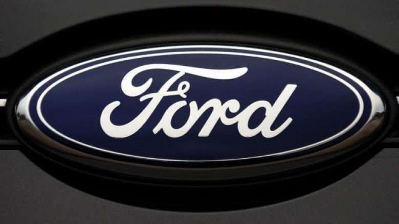 Ford tërheq mbi 440 mijë makina