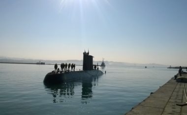 Nëndetësja turke “zbarkon” në portin e Durrësit