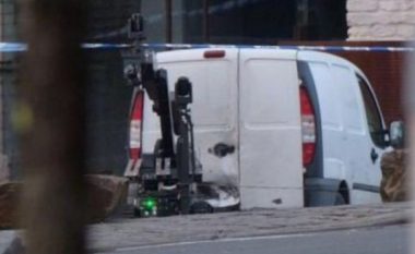 Bllokohet një pjesë e Brukselit, gjendet një makinë me bombola gazi (Video)